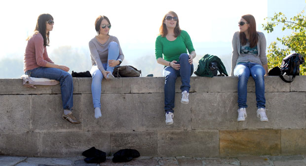 Данас је партија омладинска задруга